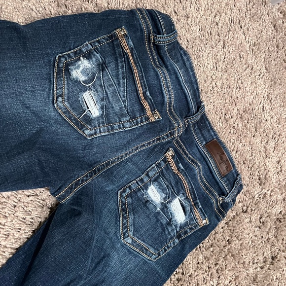 Buckle Daytrip Virgo Jeans - Picture 16 of 16